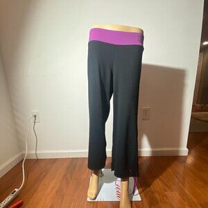 Women's Champion Cropped Workout Pants - Size XL